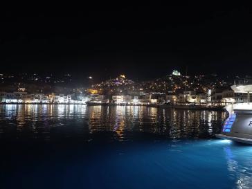 “Μαγνήτης” προσέλκυσης επενδύσεων για τη Σύρο 