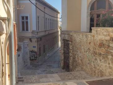 Τέλος στην ανοχή και την καθυστέρηση για το Δημαρχείο 