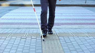 Βελτίωση πεζοδρομίων και διαβάσεων πεζών στη Νάξο