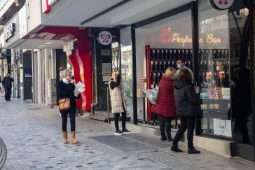 Ελλάδα: Το ηλεκτρονικό εμπόριο επηρεάζει τις τιμές των καταστημάτων