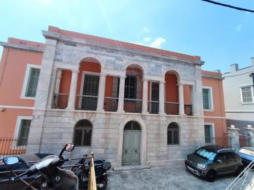 Ανοίγει άμεσα το Λαογραφικό Μουσείο Σύρου 