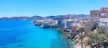 Σύρος: Αναγκαιότητα η δημιουργία Ένωσης Ξενοδόχων