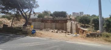 “Ναυάγιο” για το parking του σχολείου της Βάρης