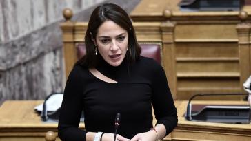 Μιχαηλίδου: Δεν υπάρχει καμία συζήτηση για αύξηση των ορίων ηλικίας συνταξιοδότησης