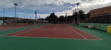 Άδεια λειτουργίας και για αγώνες μόνο στα δύο γήπεδα τένις 