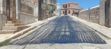 Ασφαλτοστρώνεται ο δρόμος του Βούρλη και ανοίγει η διέλευση 