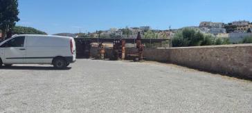 Αποψιλώσεις και καθαριότητα στο parking του Βιομηχανικού Μουσείου 