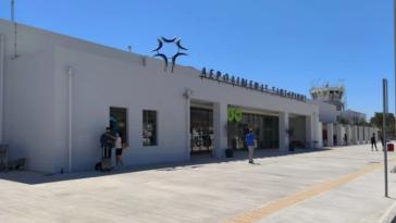 Fraport: Πώς διαμορφώθηκε η κίνηση στα 14 αεροδρόμια - Στοιχεία για Σαντορίνη και Μύκονο