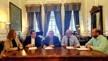 Υπογραφή εργολαβικής σύμβασης κατασκευής των υποδομών διαχείρισης των απορριμμάτων της Άνδρου