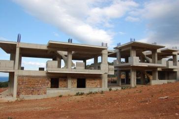 Φορολογικό νομοσχέδιο: Μηδενικός ΦΠΑ στις νέες οικοδομές 