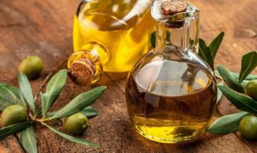 Υποχωρούν οι τιμές στο ελαιόλαδο