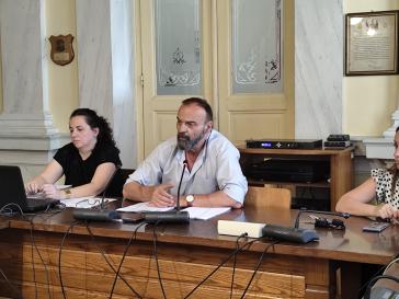  “Πονοκέφαλος” η αυθαίρετη κατάληψη κοινόχρηστων χώρων 