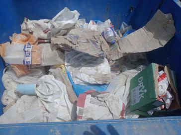 “Βρίσκουμε μπάζα και απορρίμματα στους κάδους ανακύκλωσης” 