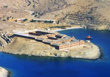 Γυάρος: Διατήρηση της απαγόρευσης κάθε μορφής αλιείας στη θαλάσσια περιοχή