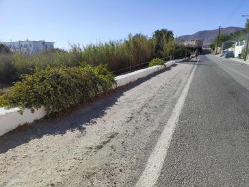 Πάγιο αίτημα η διαμόρφωση πεζοδρομίων 