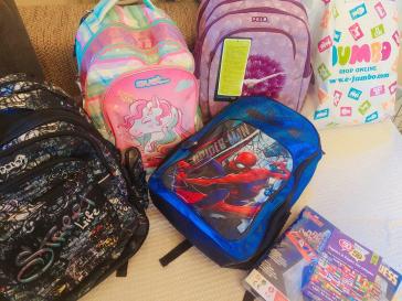 Syros School Project 5: Στηρίχθηκαν 34 παιδιά στη Σύρο με σχολικά είδη 