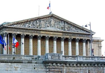 Γαλλία: Κατέρρευσε η κυβέρνηση Μπαϊρού