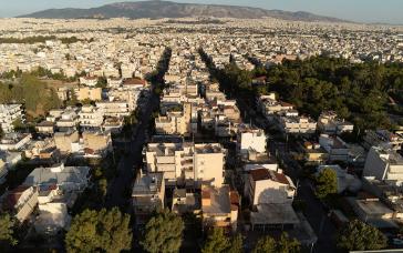 Κληρονομιές, διαθήκες, χρέη: Όσα αλλάζουν, τι πρέπει να ξέρουν σύζυγοι, παιδιά