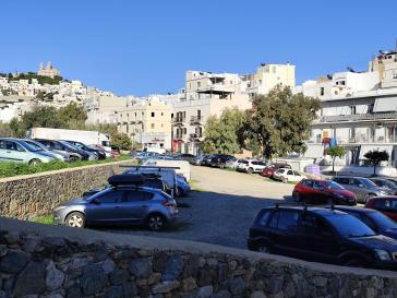 Αναβάθμιση και ελεγχόμενη στάθμευση στο parking Λαλακιάς 