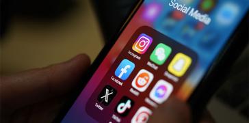 Αυστραλία: Αρχίζει η απαγόρευση των social media για νέους κάτω των 16 ετών