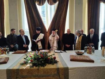 Ευχές για περισσότερα έργα και πρόοδο στη Σύρο 