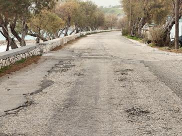 Δρομολογήθηκε ασφαλτόστρωση στον δρόμο του Βούλγαρη 