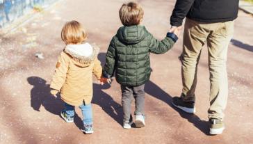 Επίδομα Παιδιού Α21: Άνοιξε η πλατφόρμα για τις αιτήσεις – Οδηγίες για τα στοιχεία