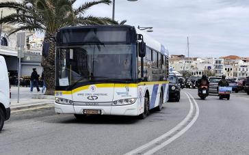 Χωρίς εισιτήριο στα mini bus και το φετινό καλοκαίρι 