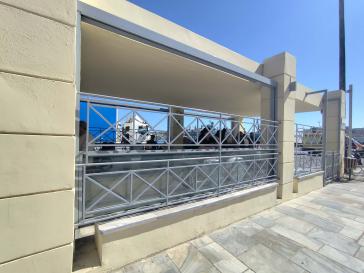 Σε θερινή “λειτουργία” τα στέγαστρα αναμονής των επιβατών 