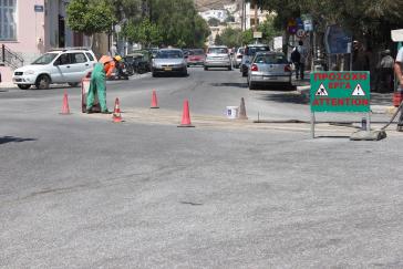 Δημιουργία νησίδων στην πλατεία Ηρώων