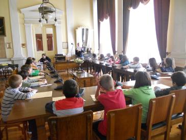 Επίσκεψη μαθητών του 1ου Δημοτικού Σχολείου στο Δημαρχιακό Μέγαρο