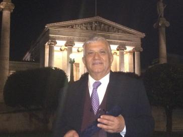 Βράβευση του Μυκονιάτη συγγραφέα και ποιητή Παναγιώτη Κουσαθανά