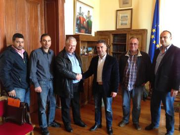 Έπεσαν οι υπογραφές για την ανάπλαση της παραλίας της Ερμούπολης