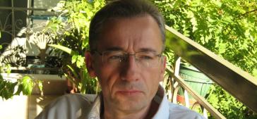 Αναβάλλεται η συνάντηση με τον συγγραφέα Ισίδωρο Ζουργό στη Σύρο