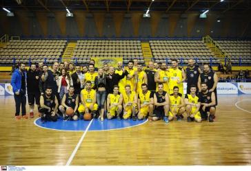 "Τρίποντα ανθρωπιάς" από τους Παλαίμαχους του Άρη Σύρου