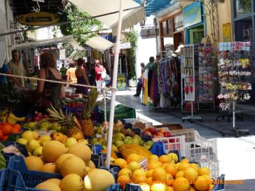 Παρουσίαση προμελετών για στέγαστρα στην Αγορά της Σύρου