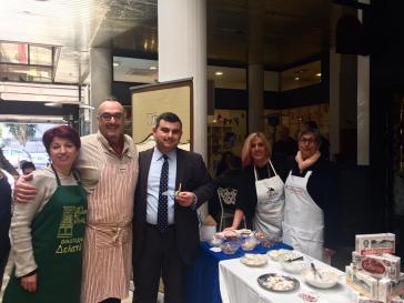 Πανδαισία Κυκλαδίτικων γεύσεων και αισθήσεων