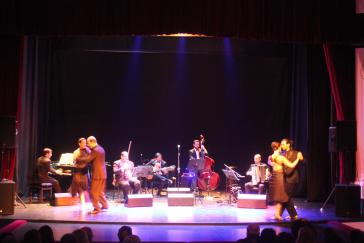 Προπομπός του 6ου Φεστιβάλ Ακορντεόν Σύρου