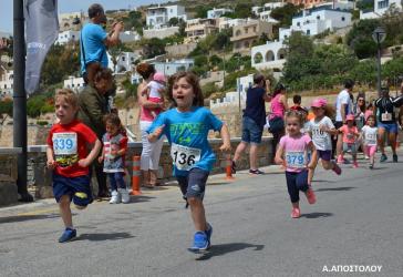 Τα παιδιά ξεσήκωσαν τη Βάρη