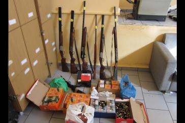 Σύρος: συλλήψεις ημεδαπών για ναρκωτικά και παράνομη οπλοκατοχή