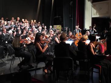 Δραματικό και δυναμικό άνοιγμα