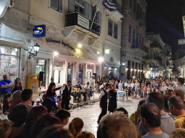 Σύρα, η πατρίδα του ρεμπέτικου