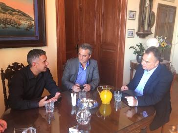 Στελέχη της Fast Ferries στη σύσκεψη για την ακτοπλοϊκή σύνδεση της Σύρου