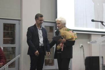 Όνομα συνδεδεμένο με την Άνω Σύρο