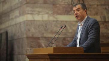 "Ο Σταύρος Θεοδωράκης να αναλάβει τις ευθύνες του. Συνέδριο Τώρα"