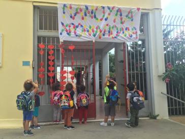 Μανούλα, Χρόνια Πολλά