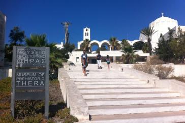 Σύλληψη αρχαιοκαπήλων και ανάκτηση κλεμμένου αγαλματίου