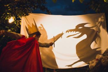 Ο «Οδυσσεβάχ» κάνει στάση στη Μύκονο