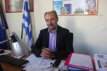 «Η τοπική αυτοδιοίκηση πρέπει να βάλει πλάτη»