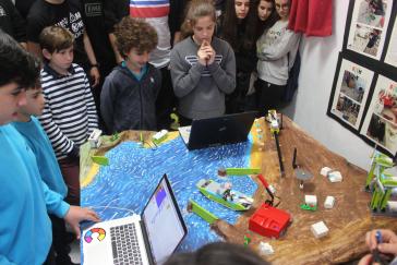 Σύρος και Μύκονος στον μεγάλο τελικό